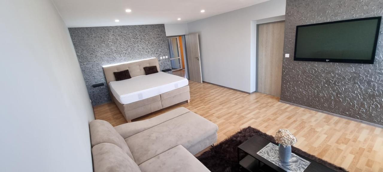 Apartman Viktorie Mikulov Eksteriør billede