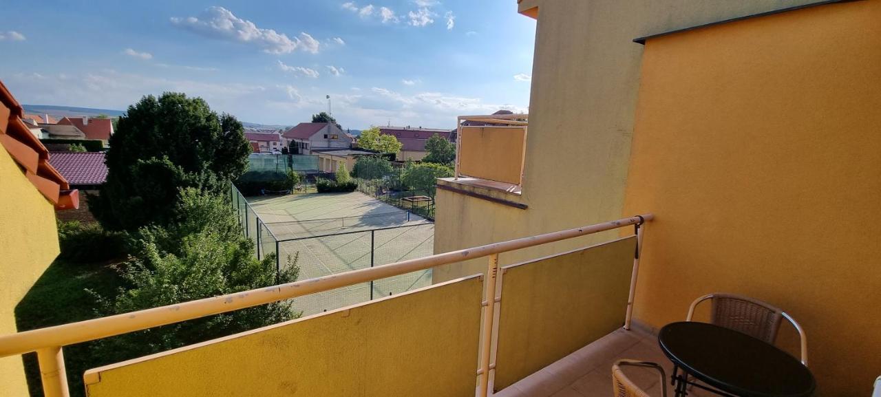 Apartman Viktorie Mikulov Eksteriør billede